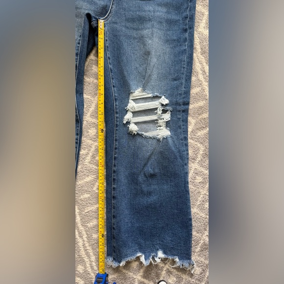 Mica Super High Vintage Crop Flare Jeans 💙 - Picture 2 of 7